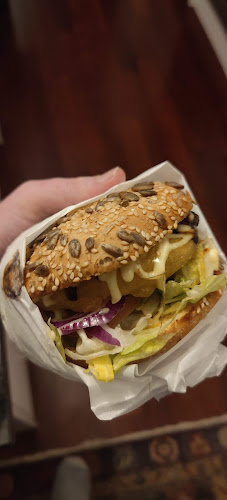 Comentarii opinii despre Harurufalls Takeaways