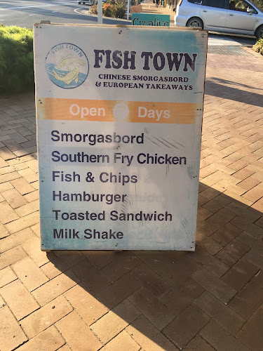 Fish Town Chinese And European Takeaways ( Te Kuiti ) - Hospitality and gastronomy