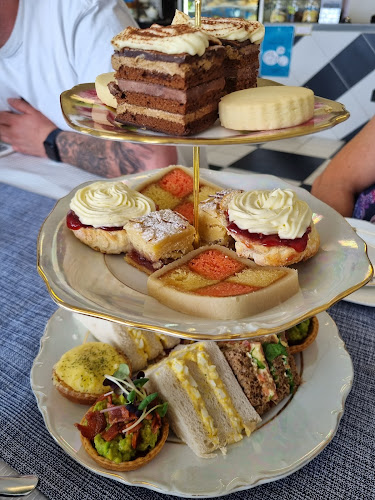 Daily Latte & Tea Room - Hospitality and gastronomy