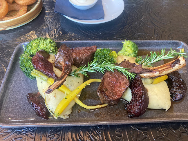 Emberz at Ascot - Hospitality and gastronomy