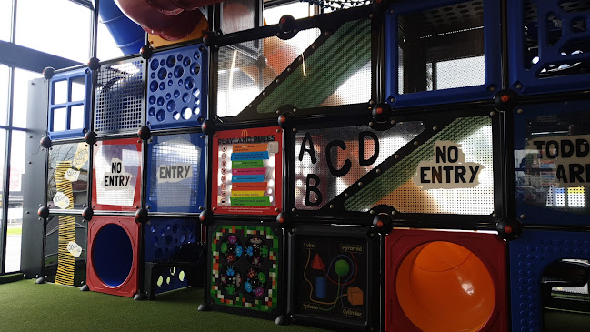 Cnr Lincoln Rd &, Moselle Avenue, Henderson, Auckland 0610, New Zealand