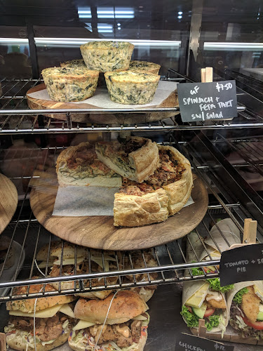 Cromwell 9310, New Zealand