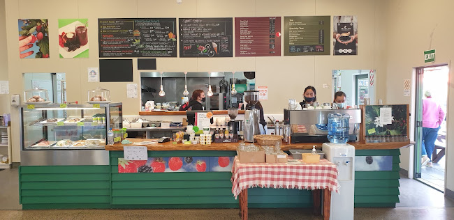 Julians Berry Farm and Café - Hospitality and gastronomy