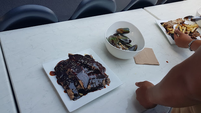 Comentarii opinii despre Frostys Vault Bar & Cafe