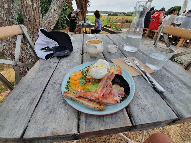 Comentarii opinii despre The Farmers Daughter