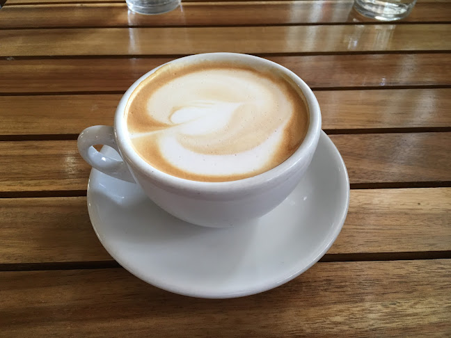 8 Clendon Esplanade, Rawene 0473, New Zealand