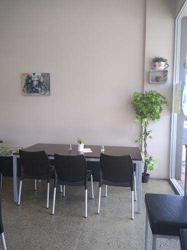 Lime Espresso Bar & Eatery - Hospitality and gastronomy