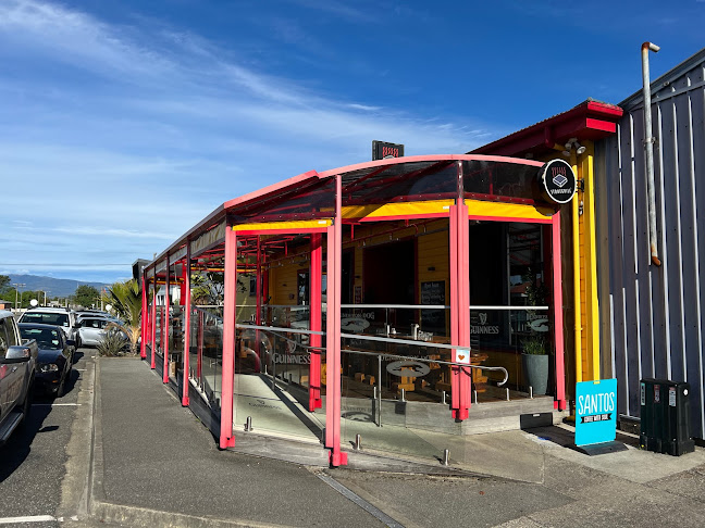 Comentarii opinii despre Denniston Dog Restaurant & Bar