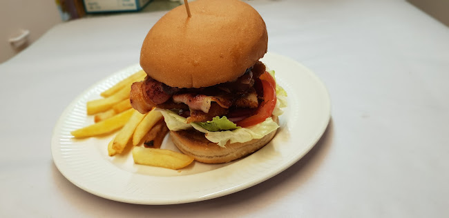 CHUBB'S TAKEAWAYS - Hospitality and gastronomy