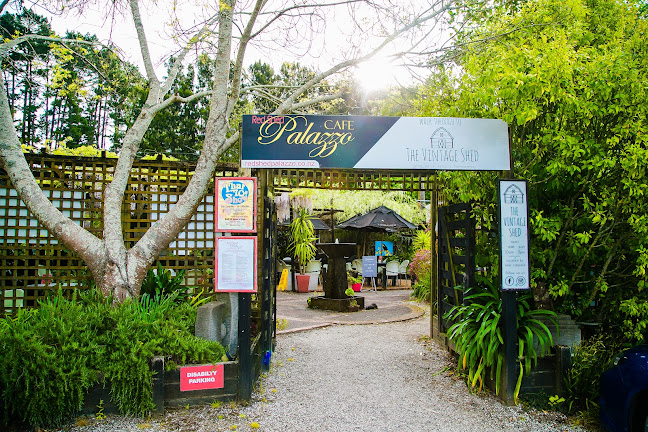 Red Shed Palazzo - Auckland