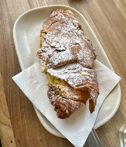 Opinii despre La Cloche Kaiwharawhara | Wellington French Café & Catering în Wellington - Hospitality and gastronomy