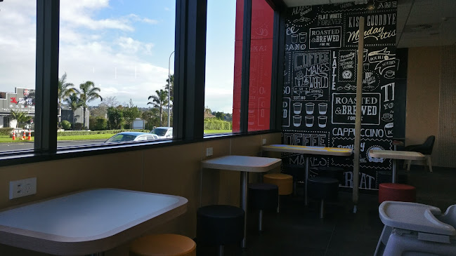 Cnr Lincoln Rd &, Moselle Avenue, Henderson, Auckland 0610, New Zealand