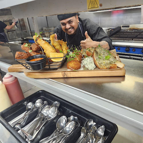 Opinii despre Foundation Bar în Hamilton - Hospitality and gastronomy