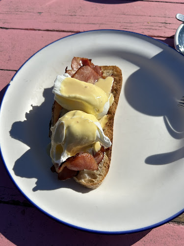 Spruce Goose - Wellington