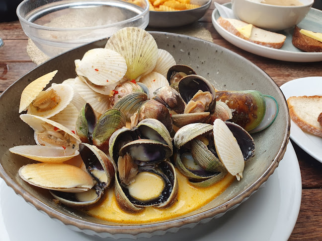 Comentarii opinii despre Careys Bay Historic Hotel