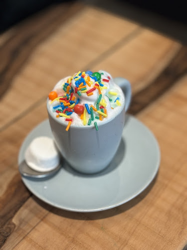 Little Rogue Eatery - Hospitality and gastronomy