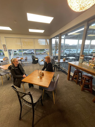 Comentarii opinii despre Milieu Cafe