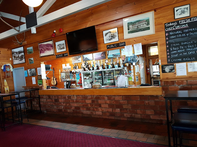 Te Puka Tavern - Hospitality and gastronomy