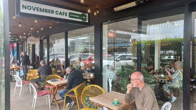 November Cafe Mairangi Bay - Hospitality and gastronomy