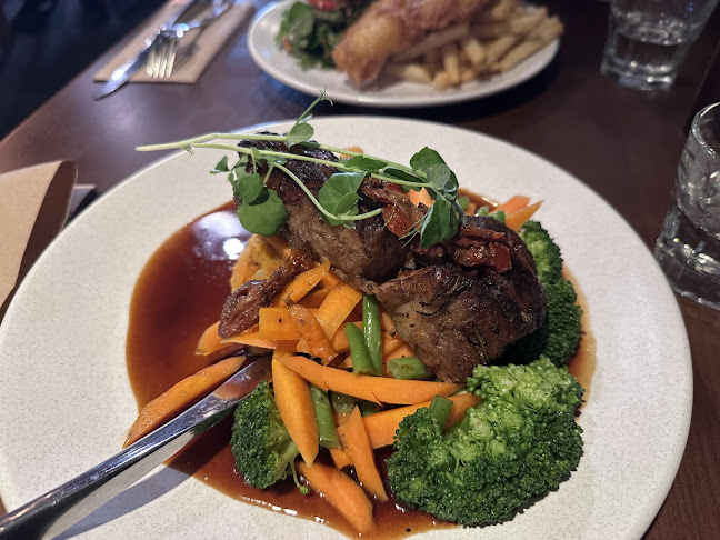 Opinii despre Bullock Restaurant & Bar în Timaru - Hospitality and gastronomy