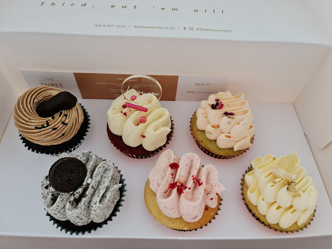 Opinii despre THE THREE WORDS | Cakes & Flowers în Auckland - Hospitality and gastronomy