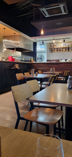 Comments and reviews of Winner Winner Pukekohe