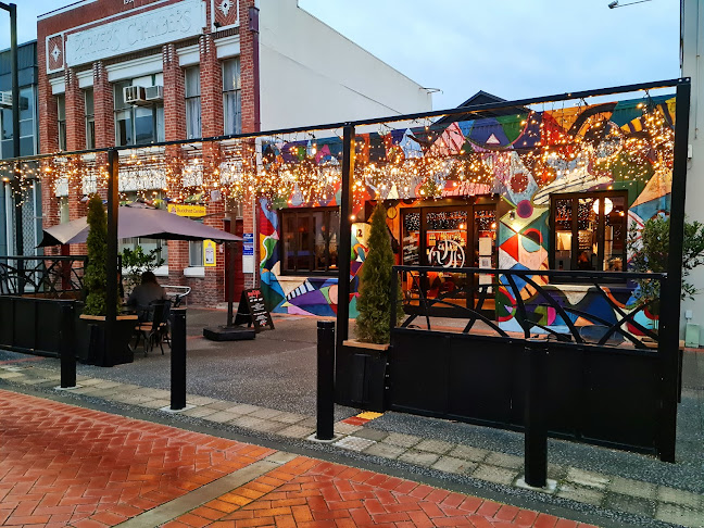 Matisse Wine Shop & Bar - Hospitality and gastronomy