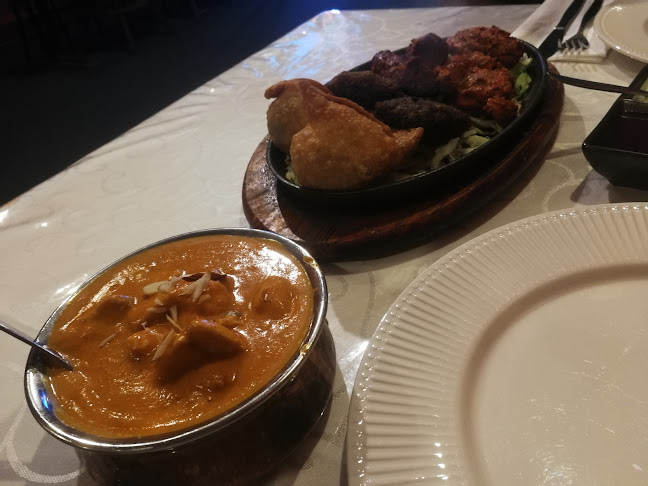 Opinii despre Curry Durbar Indian Restaurant & Bar în Hamilton - Hospitality and gastronomy