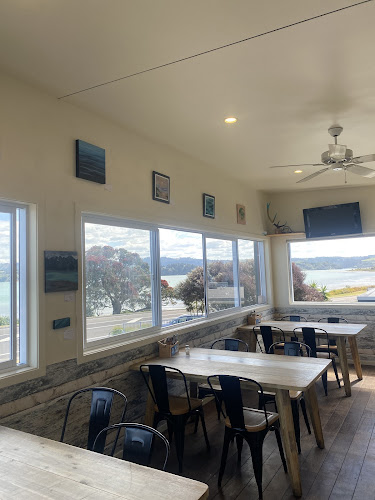 Port Ohope General Store & Cafe - Hospitality and gastronomy
