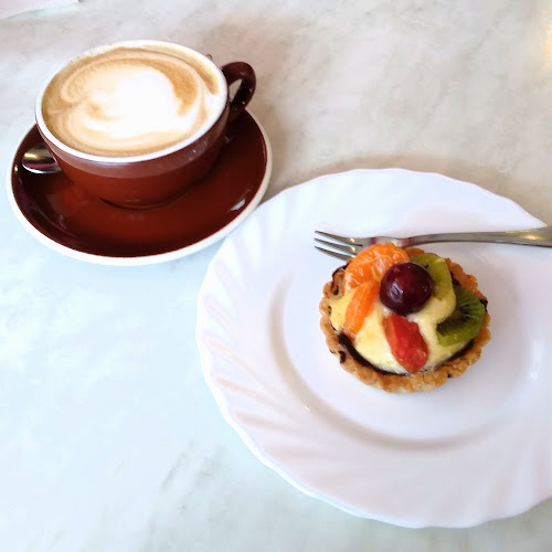 The Cafe Addict - Hospitality and gastronomy