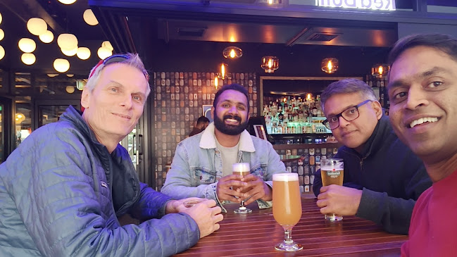 Comentarii opinii despre White + Wong’s - Auckland Viaduct, CBD