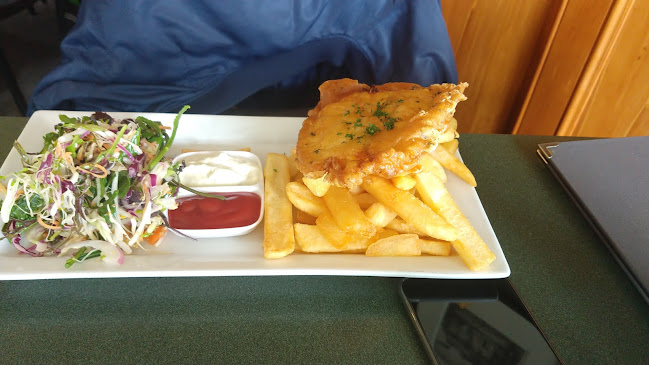 17 Macandrew Rd, Careys Bay, Dunedin 9001, New Zealand