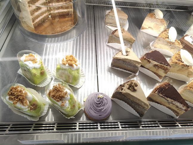 Folds Patisserie - Hospitality and gastronomy