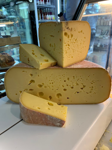 Opinii despre Te Puna Deli în Te Puna - Hospitality and gastronomy