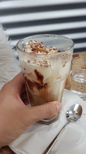 Addiction Cafe Eketahuna - Hospitality and gastronomy