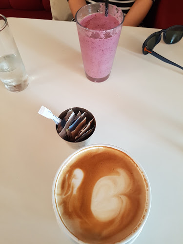 La Vista Cafe & Restaurant - Hospitality and gastronomy