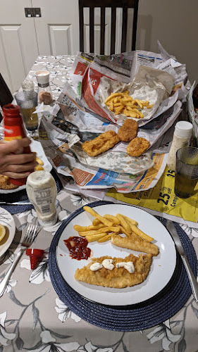 Leamington Fast Foods & Fresh Fish Supply - Hospitality and gastronomy