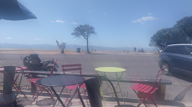 Opinii despre The Pink Shop Kaiaua în Kaiaua - Hospitality and gastronomy