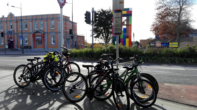 Momento City Cafe - Hospitality and gastronomy