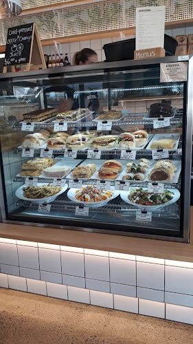 Comentarii opinii despre Sierra Coffee Beachlands