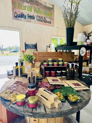 Roberts Family Fruit Country Store