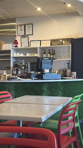 Opinii despre Char Grill Wood Oven Takanini în Takanini - Hospitality and gastronomy