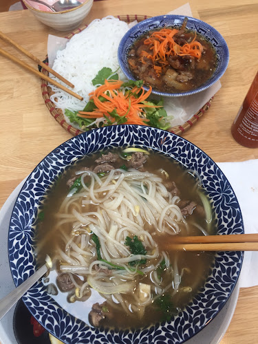 Unit 1&2/408 Beach Road, Mairangi Bay, Auckland 0630, New Zealand