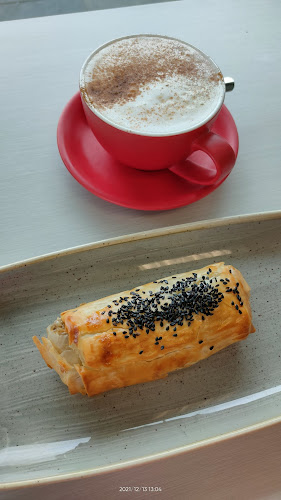 Pioneers Cafe - Hospitality and gastronomy