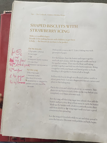 Pipi pizza café and pizza truck, bistro style restaurant