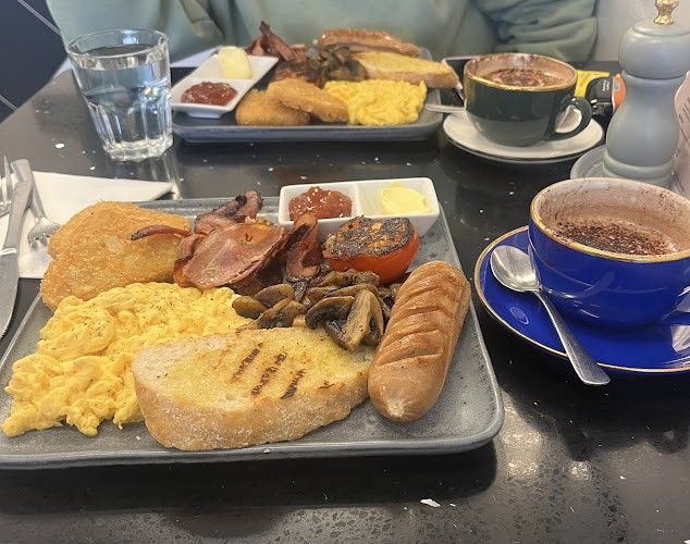 Daily Latte & Tea Room Phone number