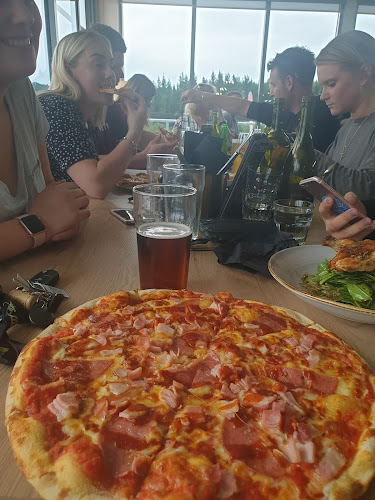 Village Green Cafe & Bar - Hospitality and gastronomy