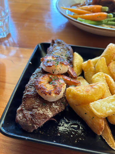 Mac's Steak House - Hospitality and gastronomy