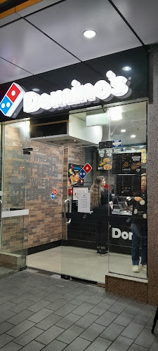 Domino's Pizza Queen St (Elliott St) - Hospitality and gastronomy