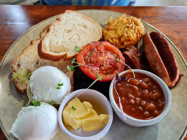 Ground Control Cafe - Hospitality and gastronomy